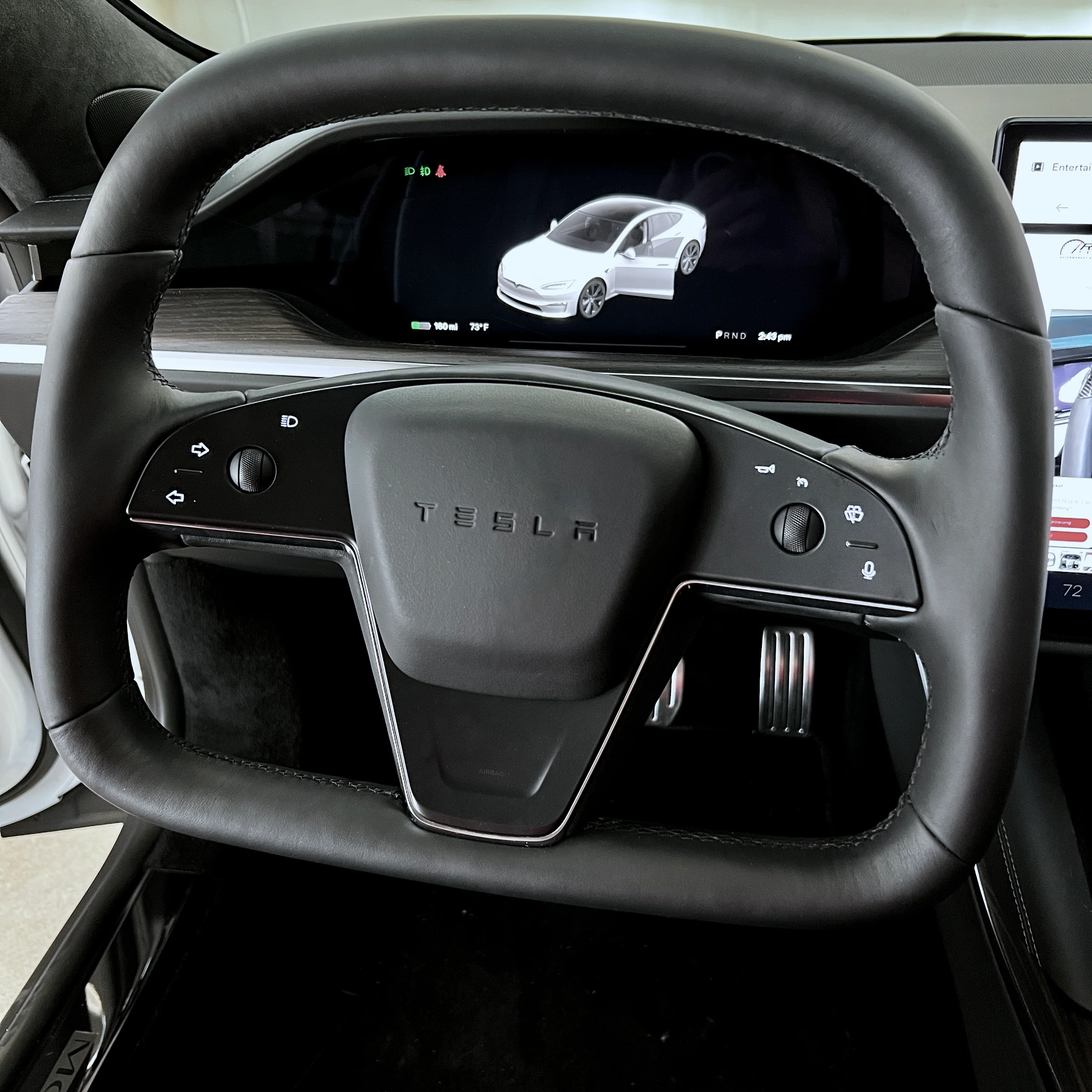 2021-2023 | Model S & X Leather Yoke D-Round Steering Wheel - Image 3
