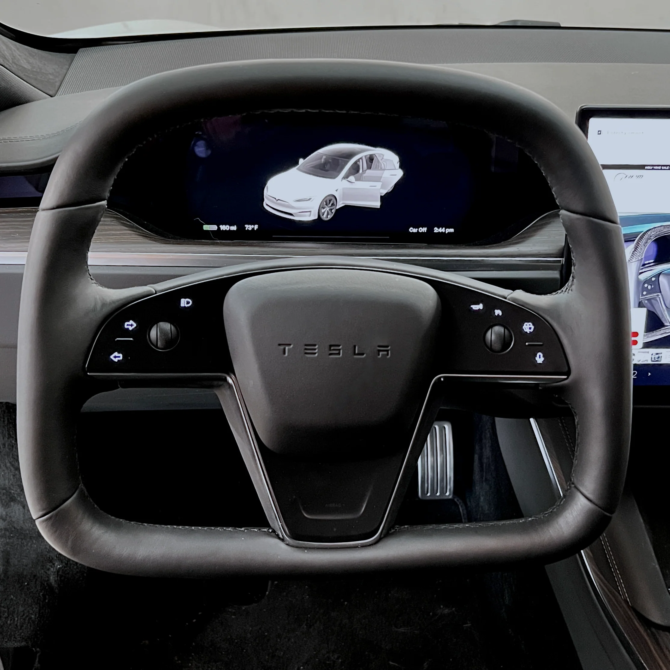 2021-2023 | Model S & X Leather Yoke D-Round Steering Wheel - Image 4