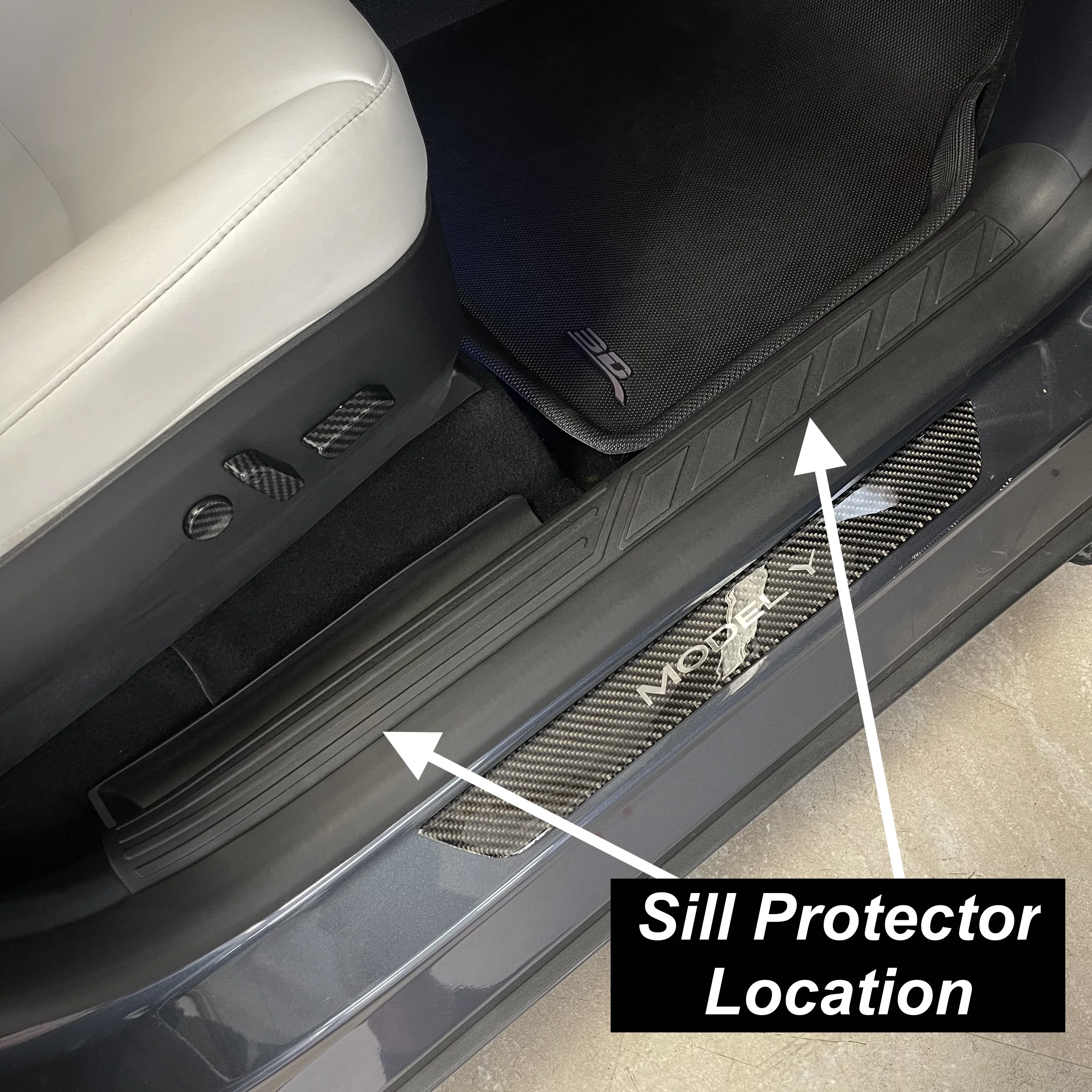 2020-2025 | Model Y Door Sill Covers (4 Pieces) - TPE Rubber - Image 4